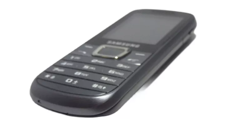 TELEFON SAMSUNG GT E2250
