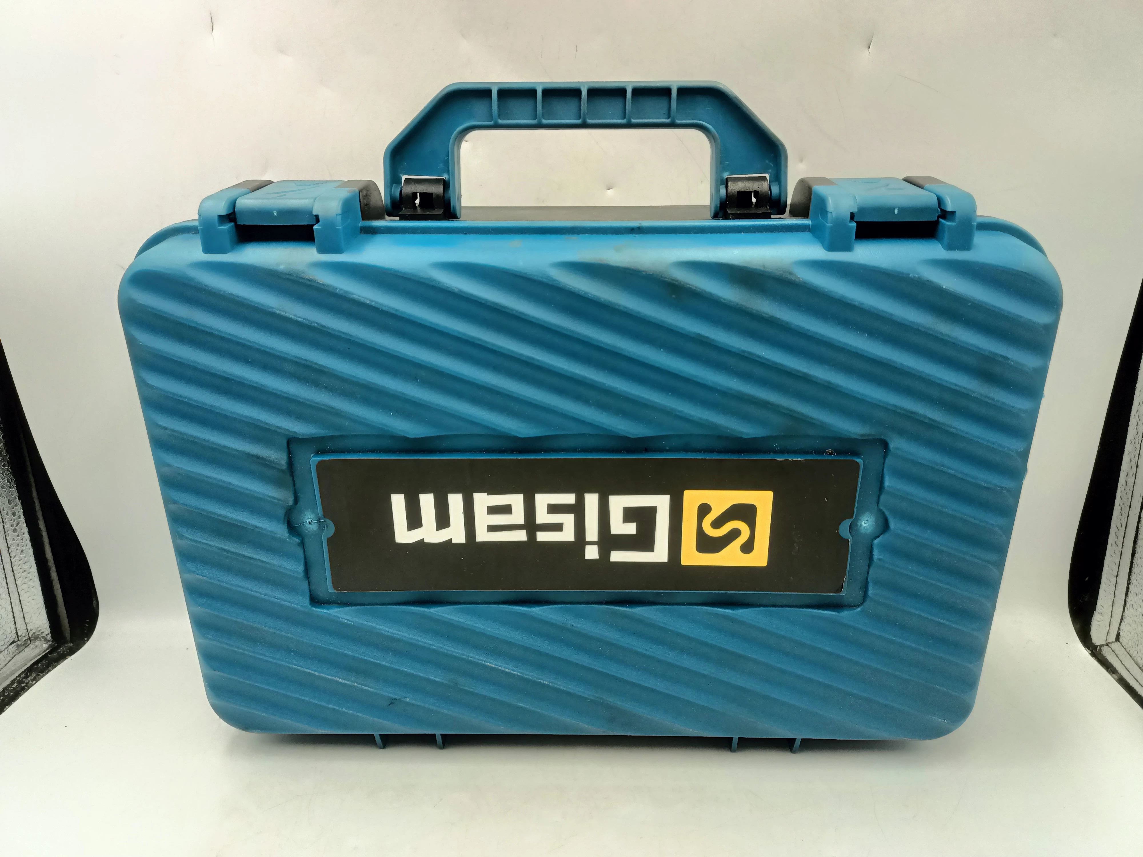 klucz-udarowy-akumulatorowy-do-kol-gisam-2x-aku-zasilacz-walizka-niepodleglosci-26-czechowice-milz-2