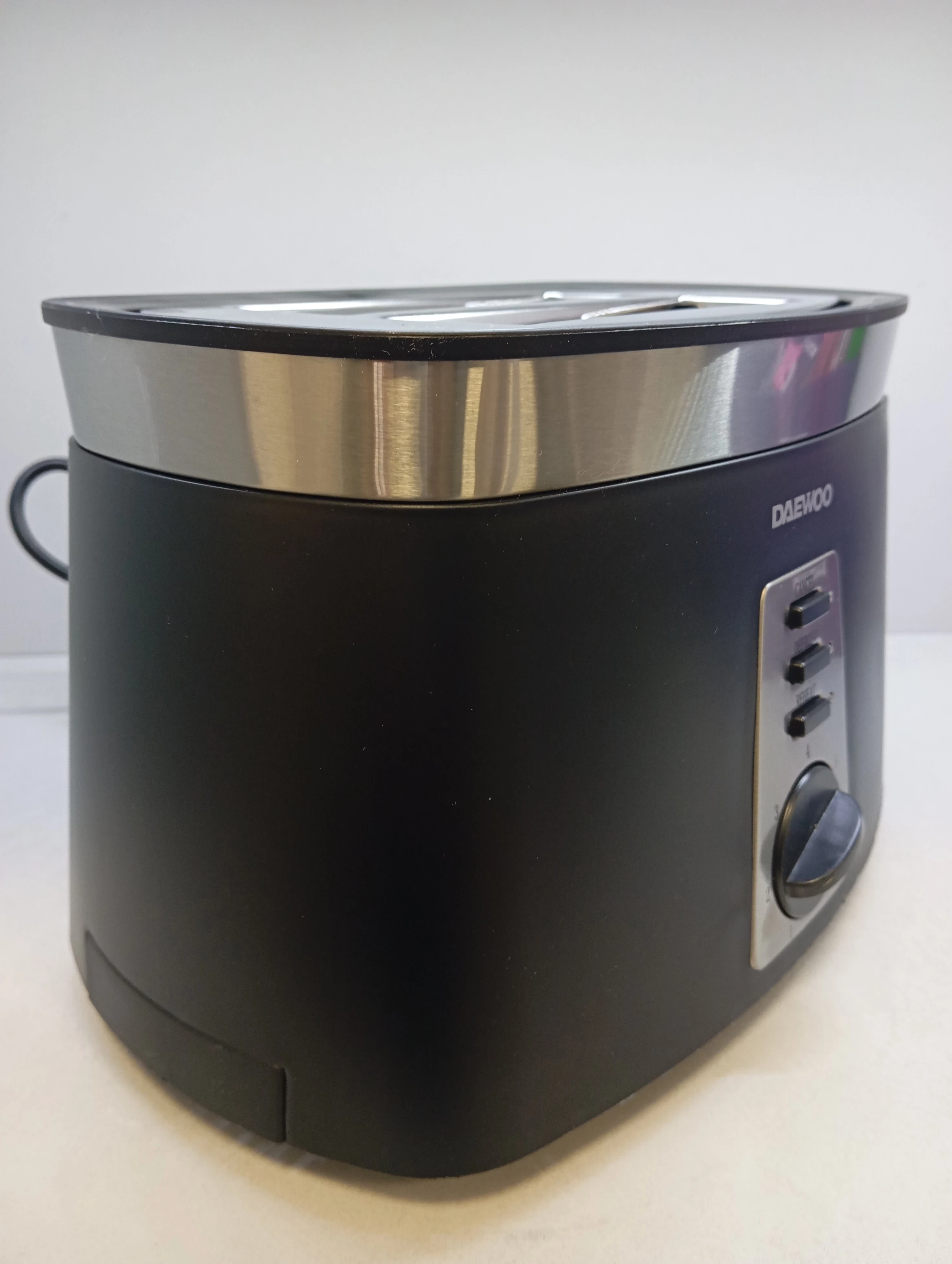 toster-dwuszczelinowy-daewoo-dst-6571-920w-moc-92000