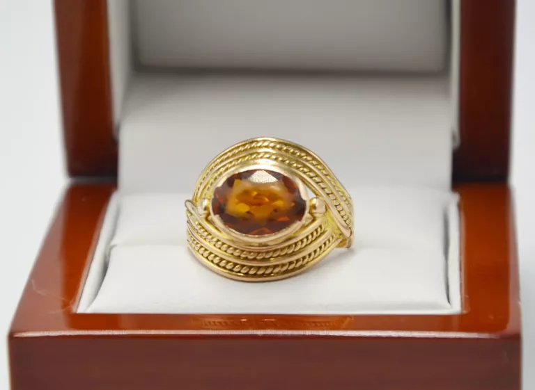 NIEPOWTARZALNY ZŁOTY SYGNET DAMSKI(585) 14K R:16 W:7,67G