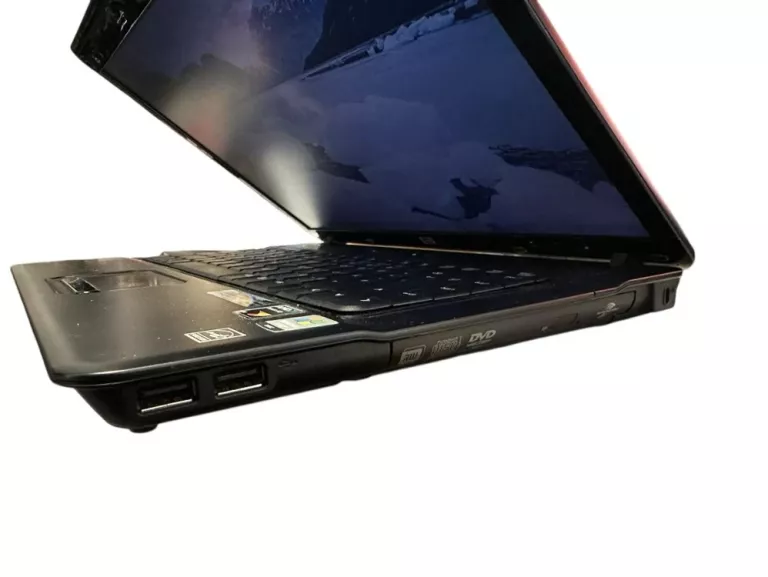 laptop-hp-compaq-6735s-154-amd-turion-tm-x2-dual-core-mobile-rm-70-przekatna-ekranu-1540