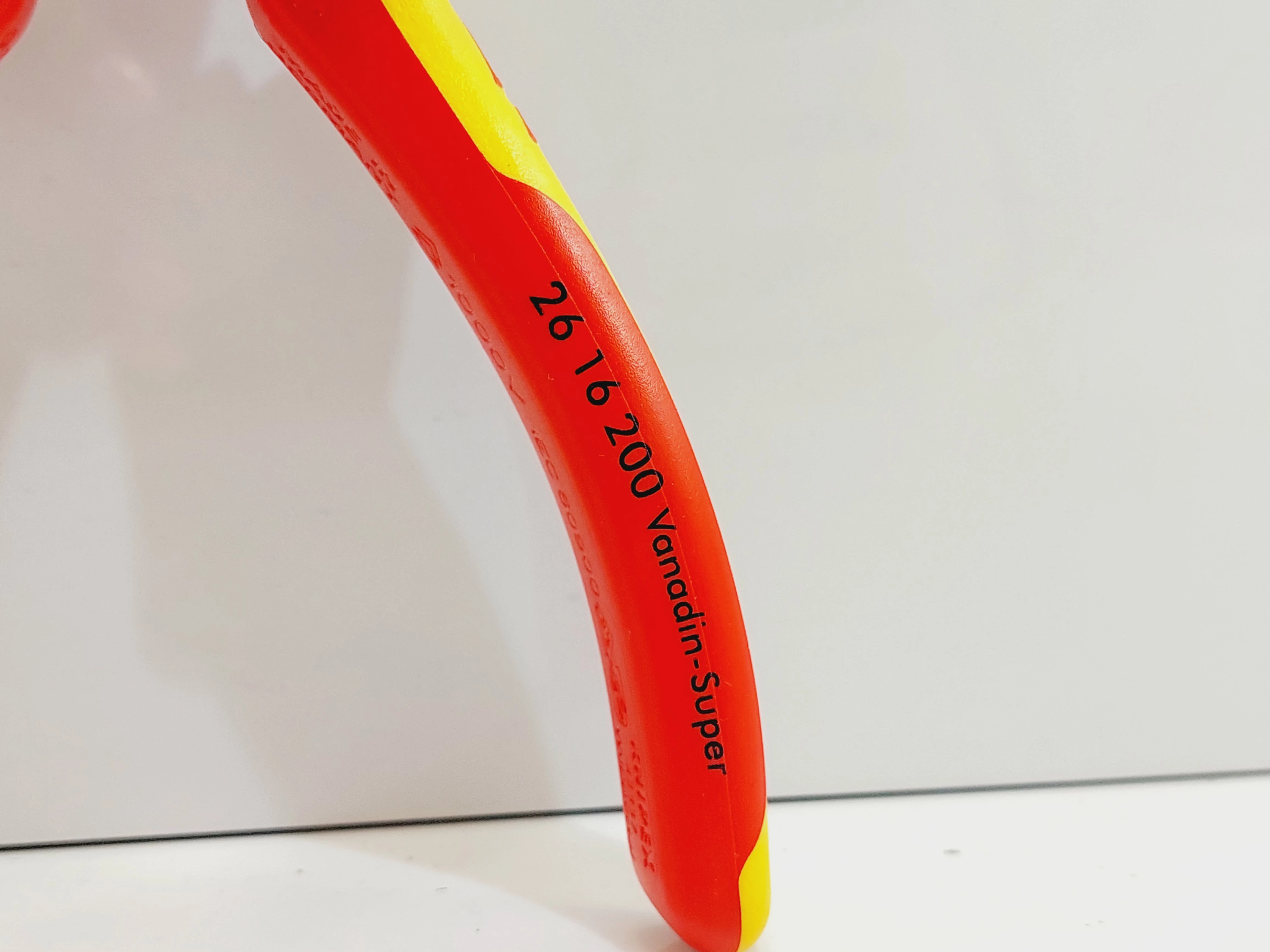 szczypce-knipex-260160200-stan-11323-2