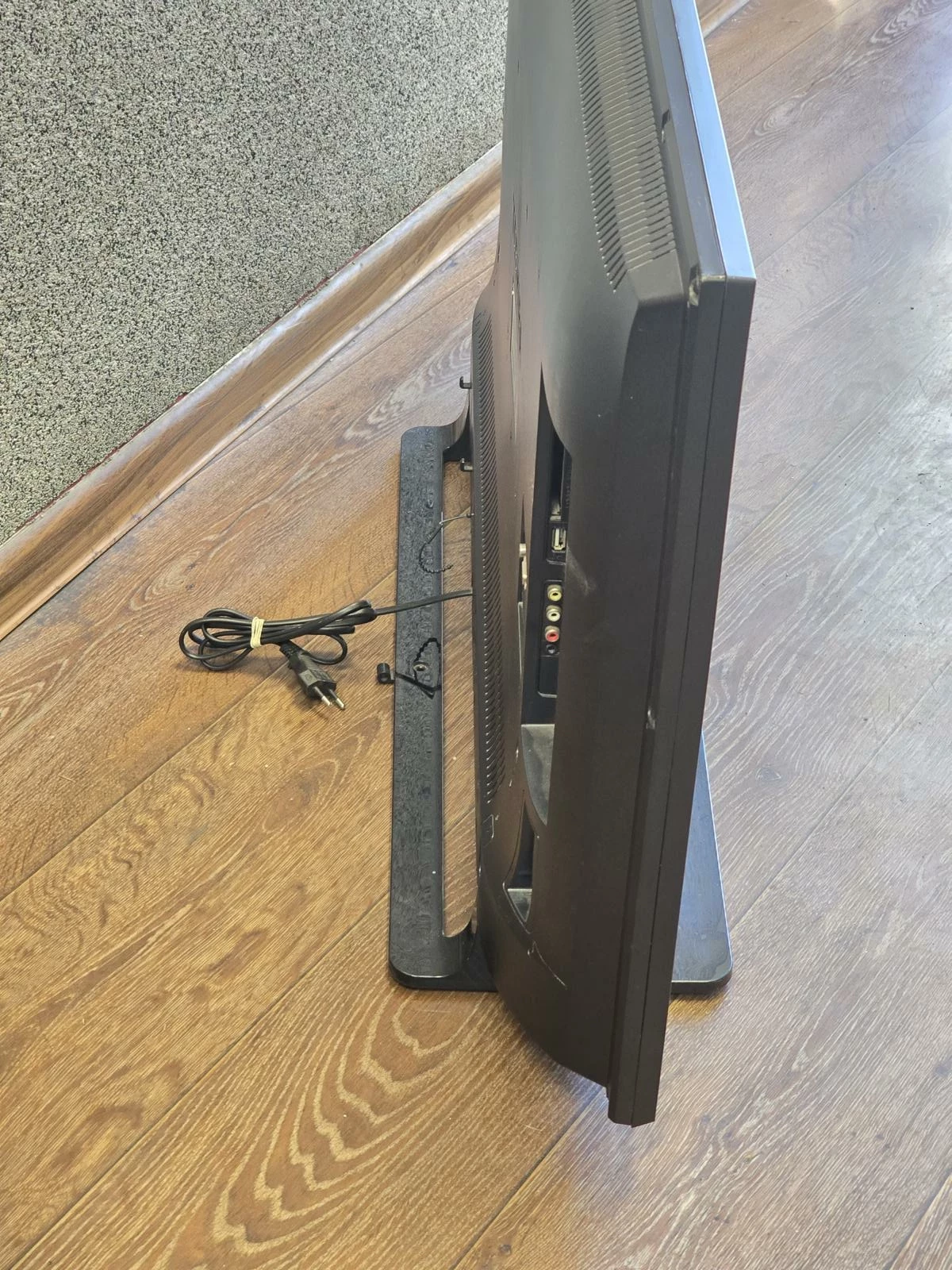 telewizor-40-toshiba-40l-1533dg-stan-11323-2