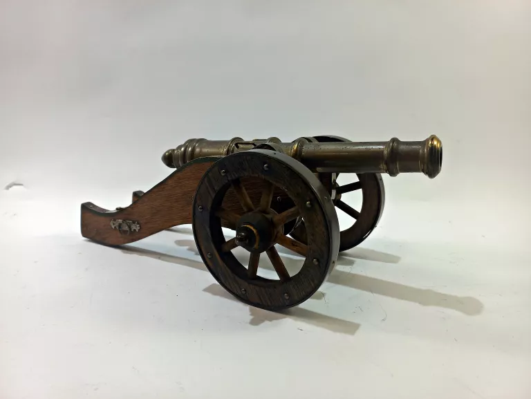 armatka-mosiezna-garbary-53-poznan