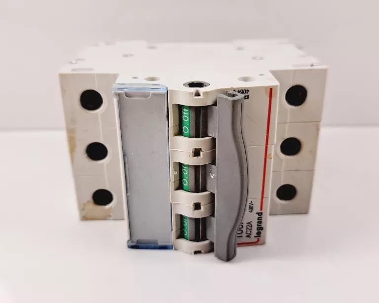 ROZŁĄCZNIK IZOLACYJNY DX3 LEGRAND 100A 3P FR303 406469