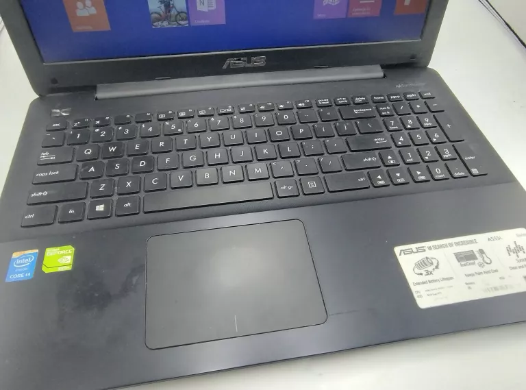 LAPTOP ASUS A555L