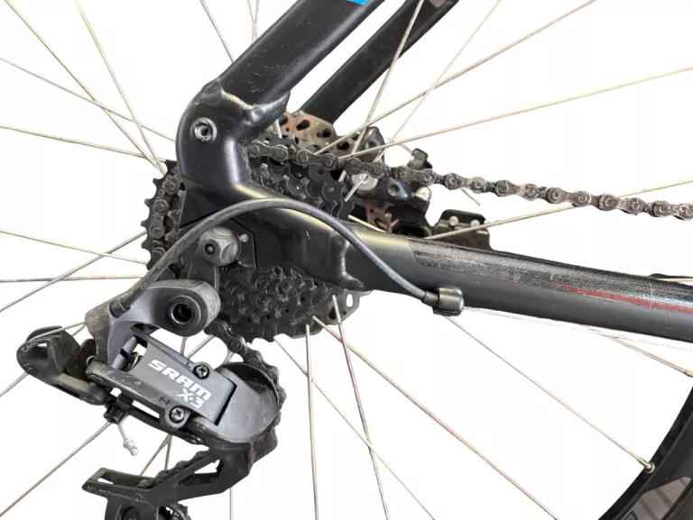 ROWER GÓRSKI MTB ROCKRIDER 520 RAMA: XL KOŁA 27,5 CL