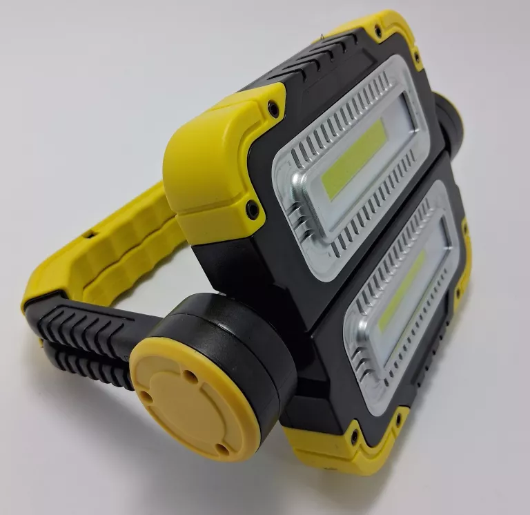 LAMPA ROBOCZA LED TECHLINER NA BATERIE