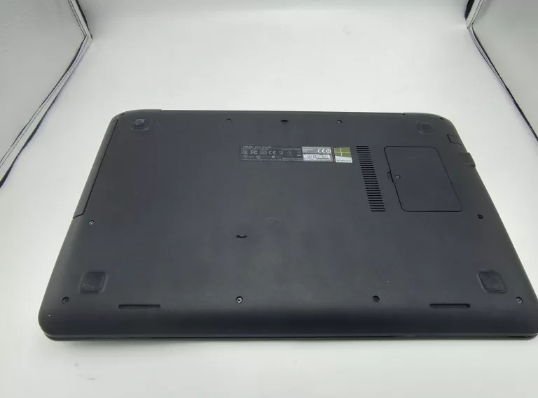 LAPTOP ASUS A555L
