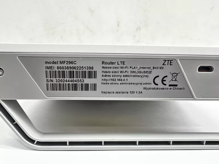 ROUTER ZTE MF296C