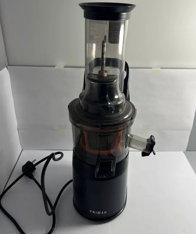 WYCISKARKA WOLNOOBROTOWA PIONOWA FRIDJA F1900 240 W