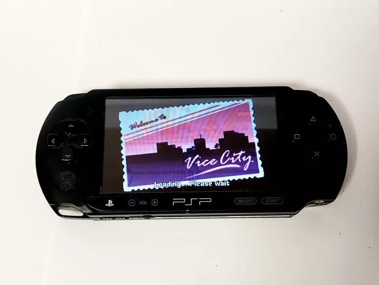 KONSOLA SONY PSP STREET PSP-E1003 + ŁADOWARKA