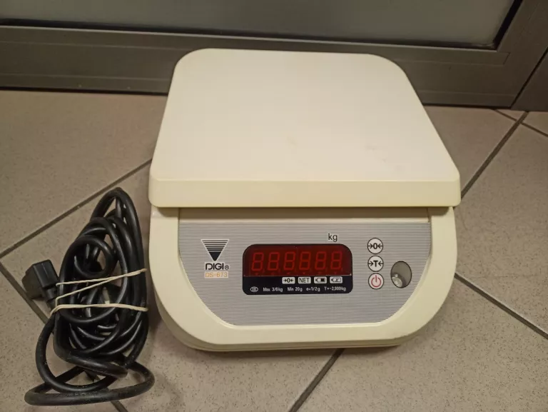 WAGA ELEKTRONICZNA DIGI DS-673 15KG
