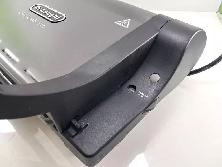 GRILL ELEKTRYCZNY DELONGHI GRILIATUTTO CG4001.BK