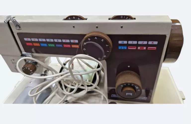 maszyna-do-szycia-lloyds-czytaj-opis-model-lloyds-tur-2