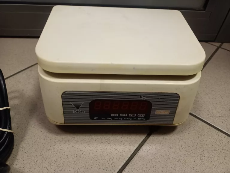 WAGA ELEKTRONICZNA DIGI DS-673 15KG