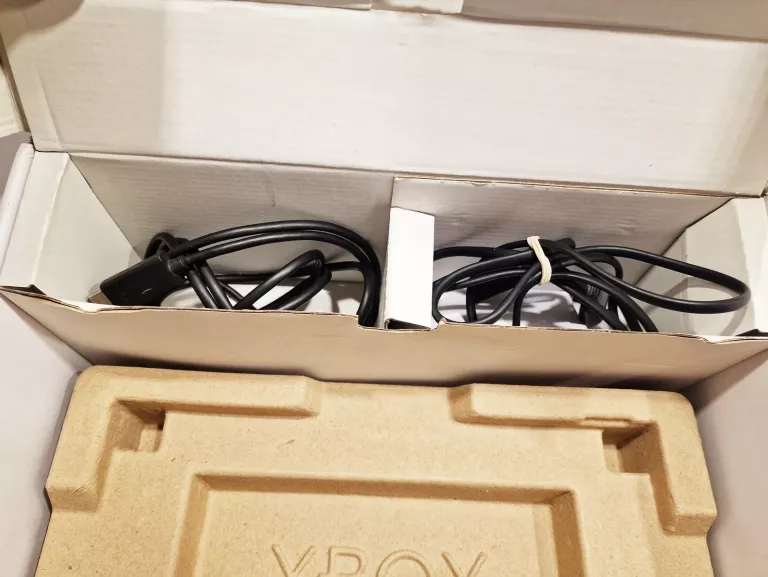KONSOLA XBOX SERIES S 512GB + KARTON + OKABLOWANIE
