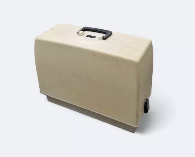 maszyna-do-szycia-lloyds-czytaj-opis-kolor-dominujacy-129357-1