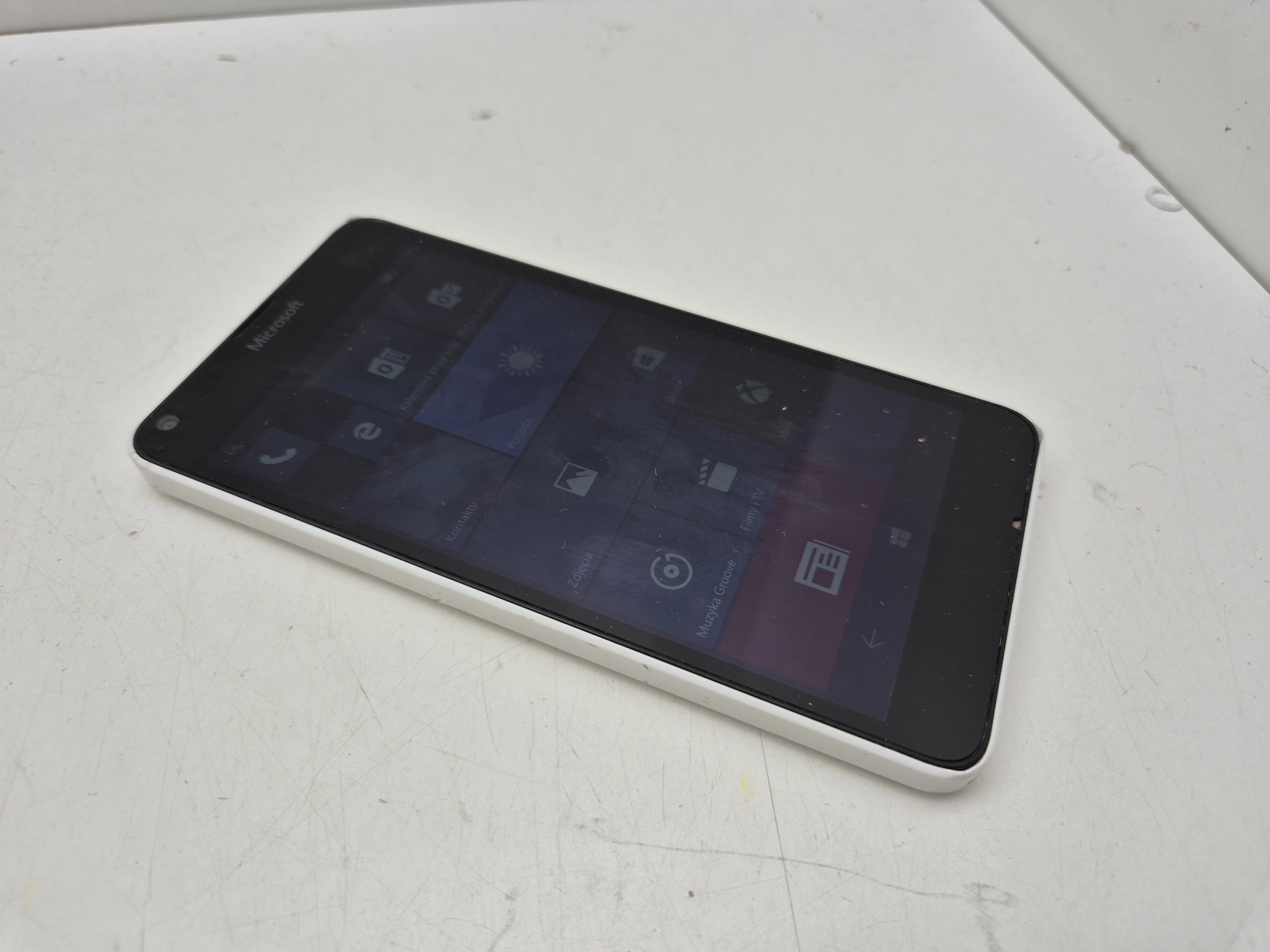 smartfon-microsoft-lumia-535-1-gb-8-gb-3g-bialy-psie-budy-56-wroclaw