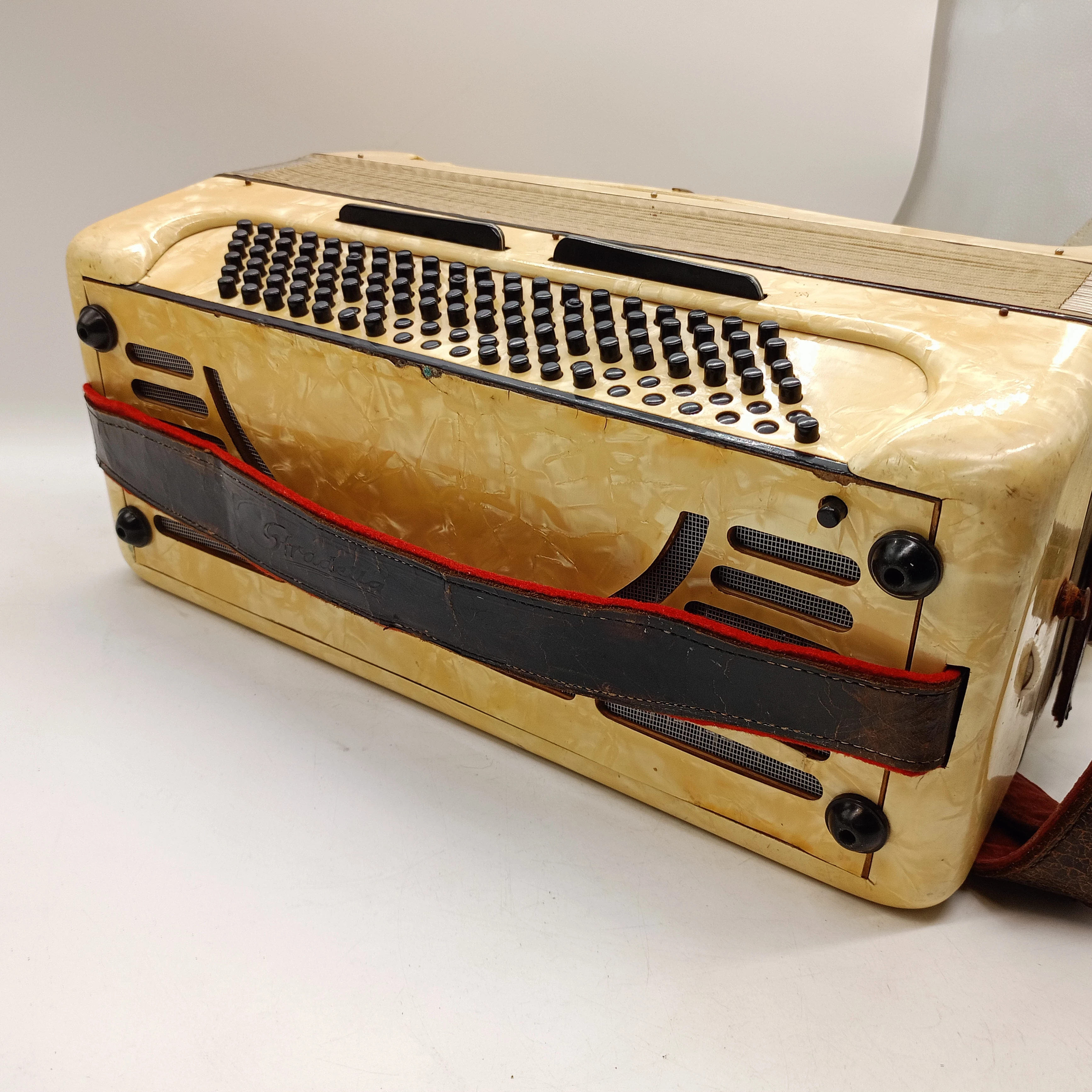 akordeon-stradella-wloski-marka-248811-950468