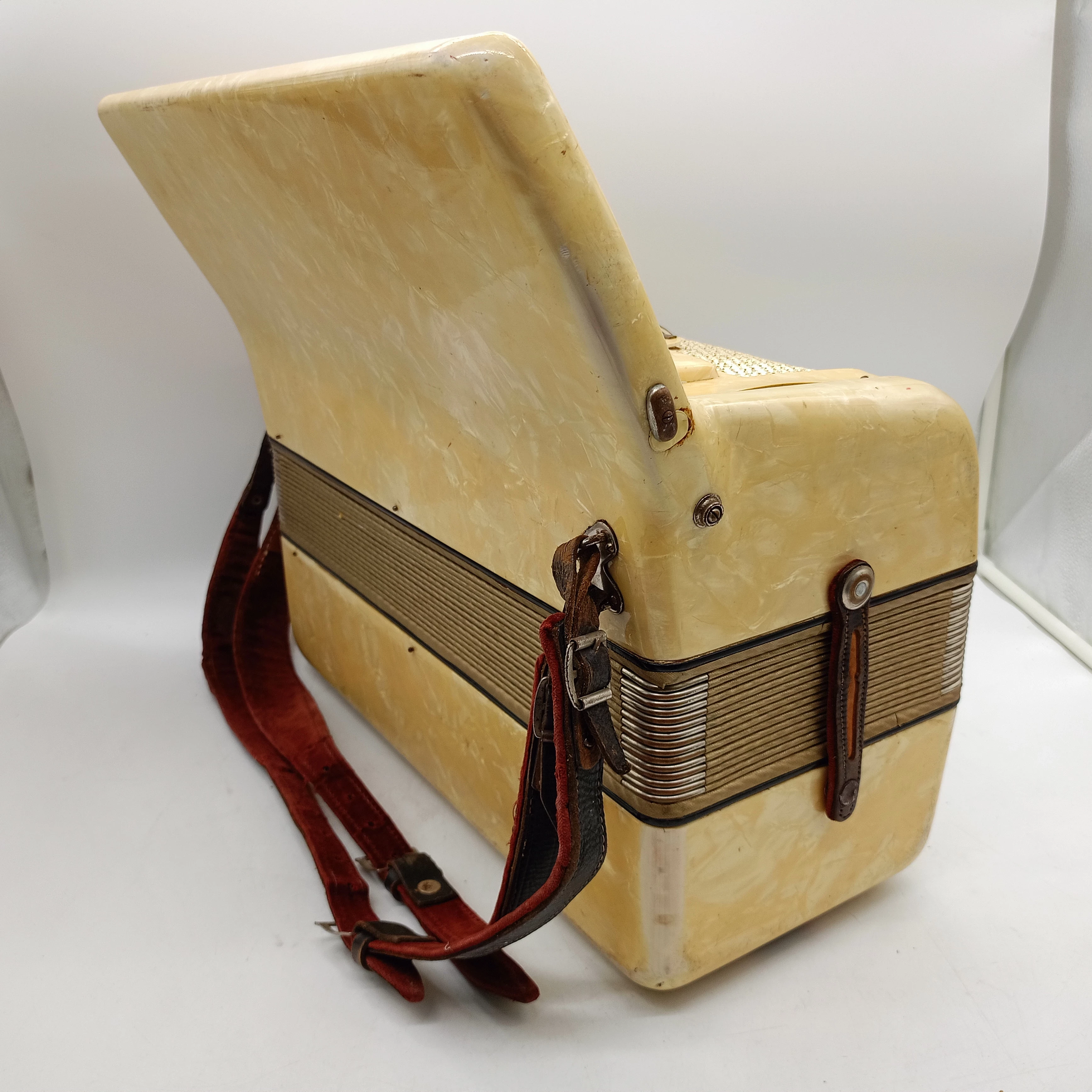 akordeon-stradella-wloski-stan-11323-2