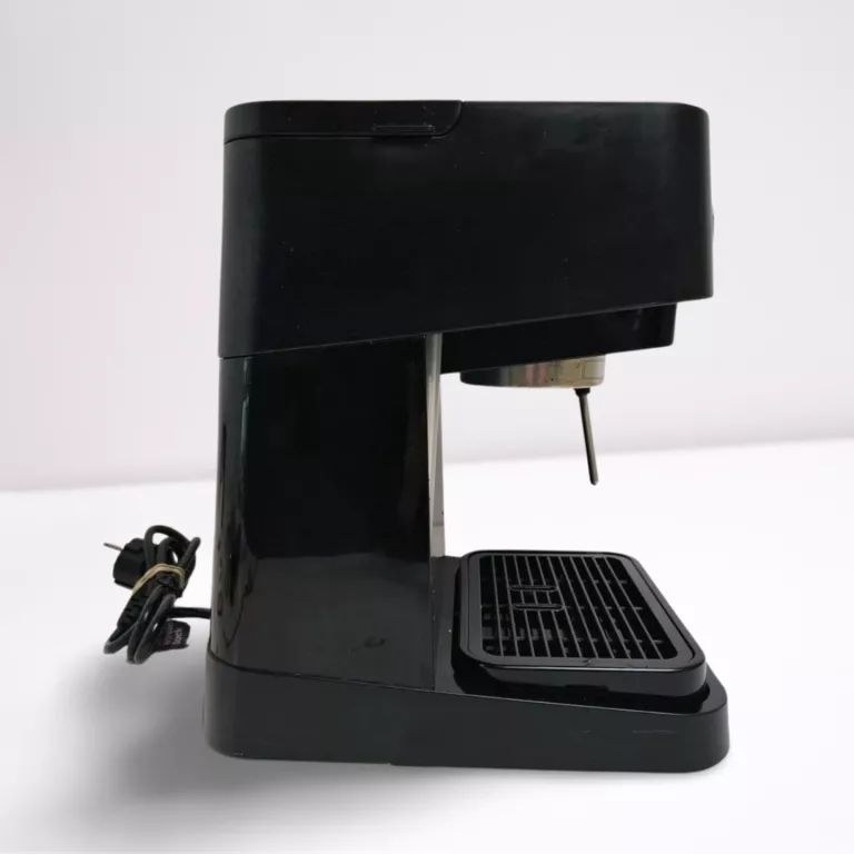 EKSPRES DO KAWY CIŚNIENIOWY KOLBOWY DE'LONGHI STILOSA 1100W CZARNY EC230