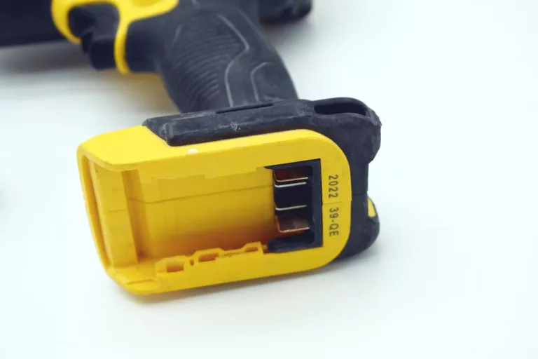 OPALARKA DEWALT DCE530 BODY
