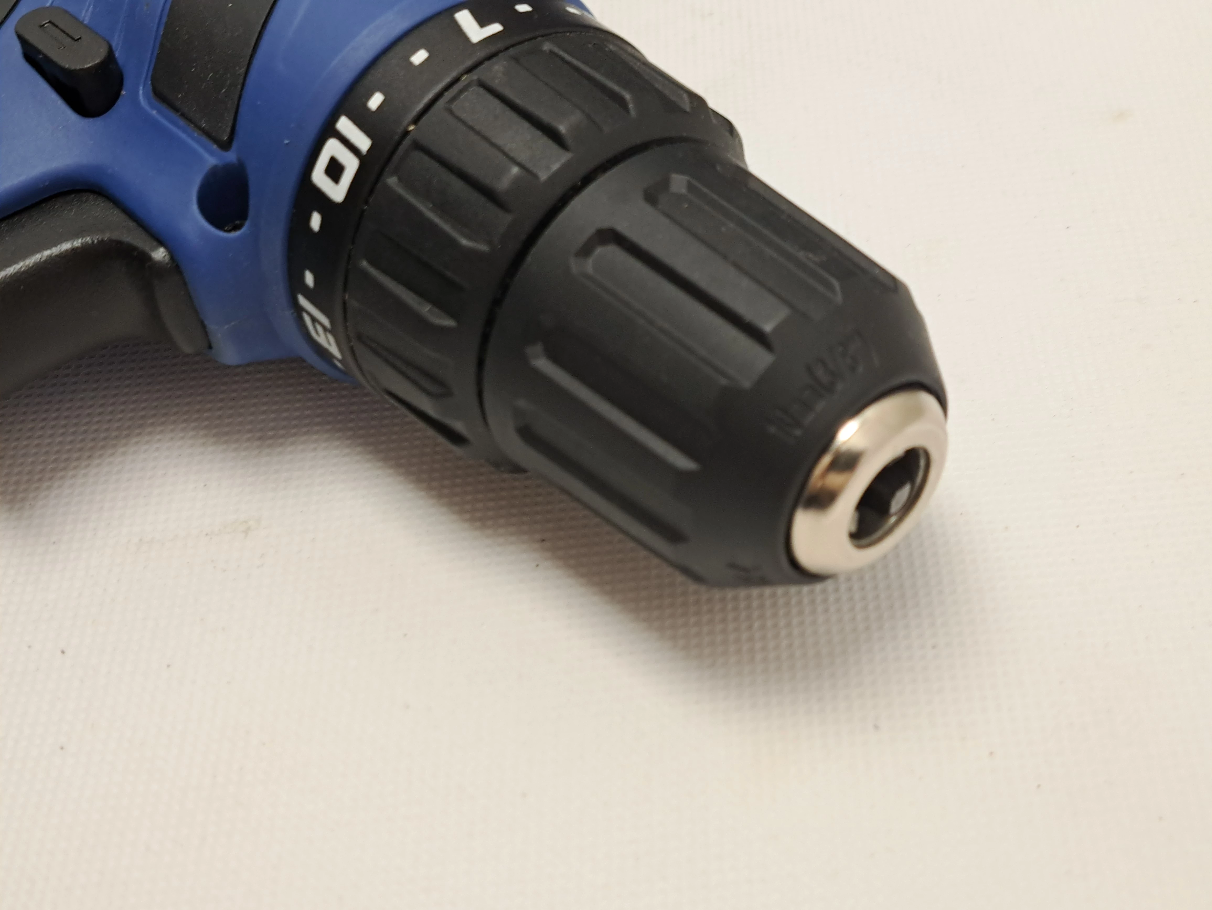 wkretarka-lux-tools-a-bs-12-23-maksymalna-predkosc-obrotowa-i-bieg-350