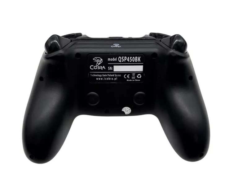 KONSOLA SONY PLAYSTATION 4 PS4 PRO CUH-7116B 1TB + 2X PAD + 3X GRA