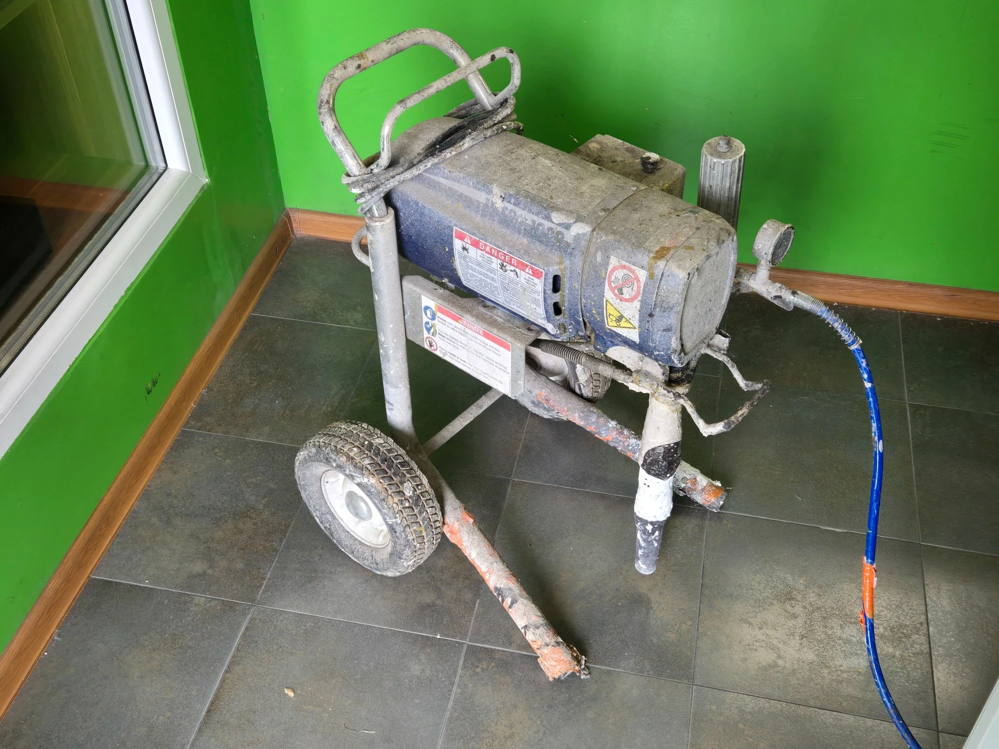 agregat-malarski-graco-ultra-1000-15km-stan-11323-2