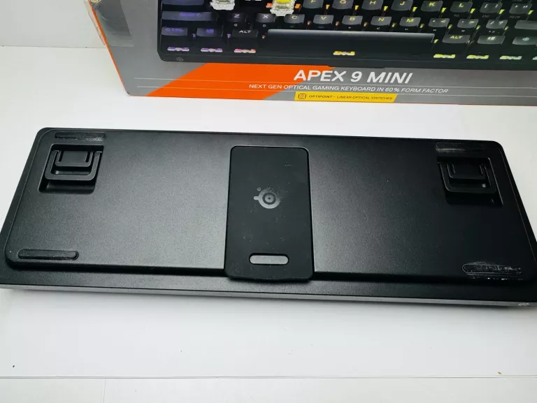 KLAWIATURA STEELSERIES APEX 9 MINI