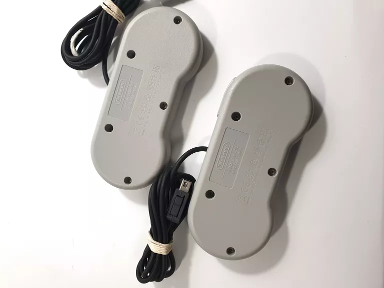 KONSOLA SNES CLASSIC MINI / SUPER NINTENDO CLASSIC CLV-301
