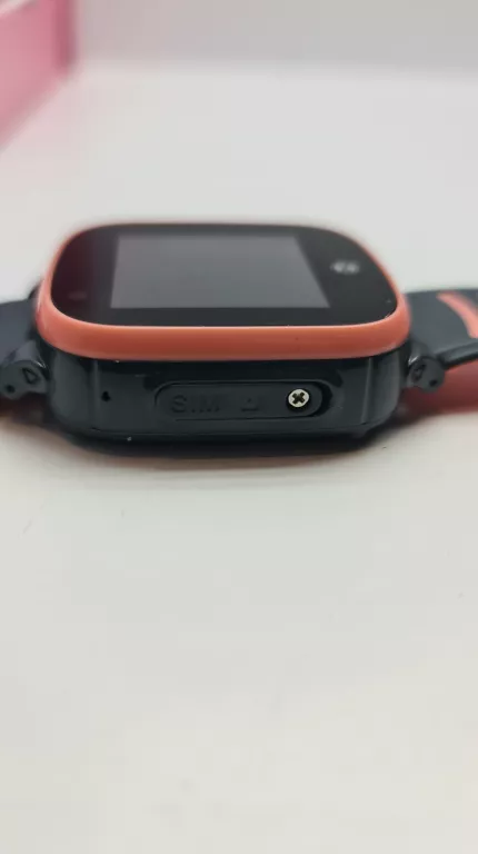 smartwatch-kids-forever-look-me-4g-lte-komplet-rozowy-stan-11323-2