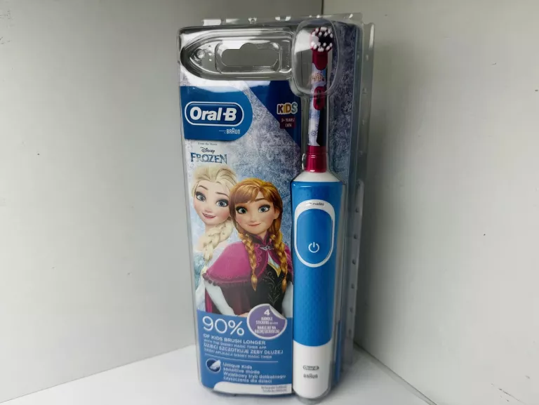 SZCZOTECZKA DO ZĘBÓW ORAL-B KRAINA LODU