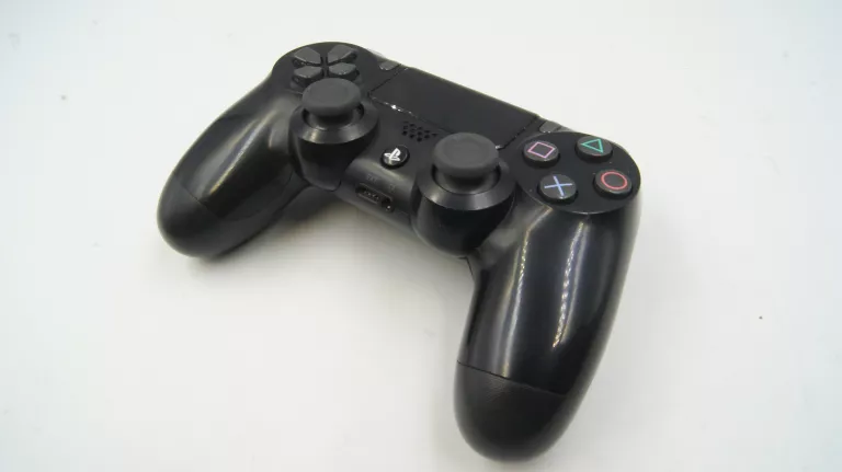 KONSOLA PLAYSTATION 4 SLIM 500GB +PAD +GRA FARMING SIMULATOR 22