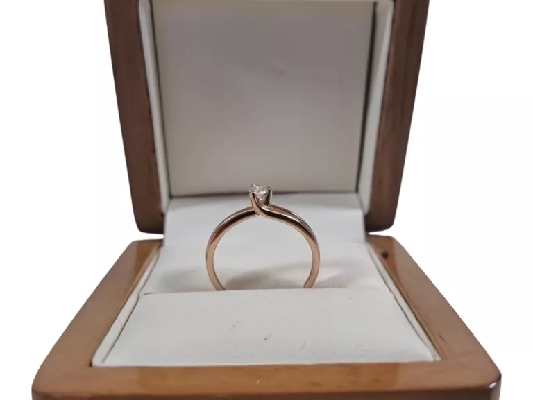 ZŁOTY PIERŚCIONEK Z DIAMENTEM 0.11CT 14K 585 1,55G R:12