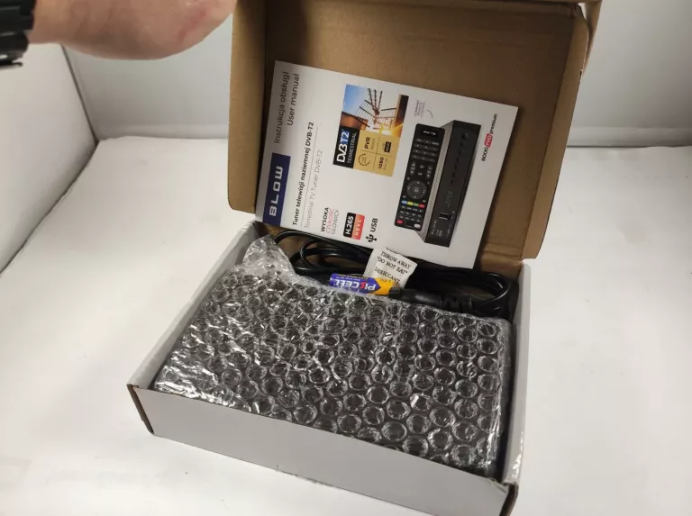 DEKODER BLOW 8000 FHD PREMIUM, KOMPLET