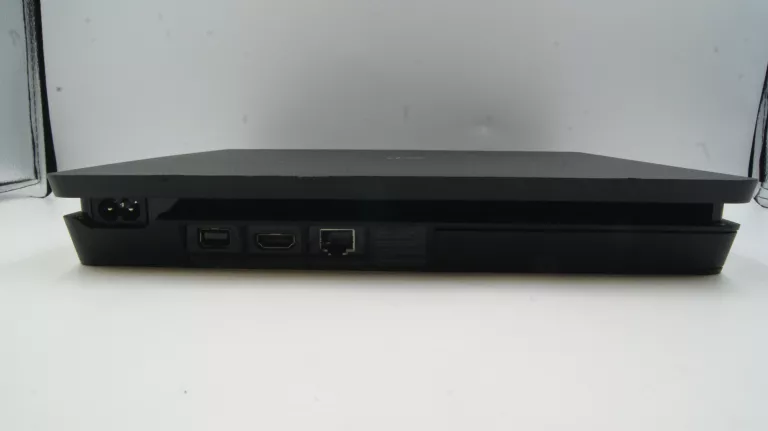 KONSOLA PLAYSTATION 4 SLIM 500GB +PAD +GRA FARMING SIMULATOR 22