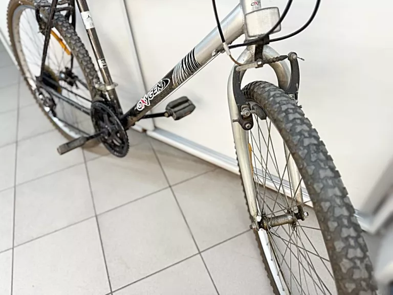 ROWER OXYGEN RACE CZARNO SREBRNY RAMA 21,5 '' KOŁA 26''