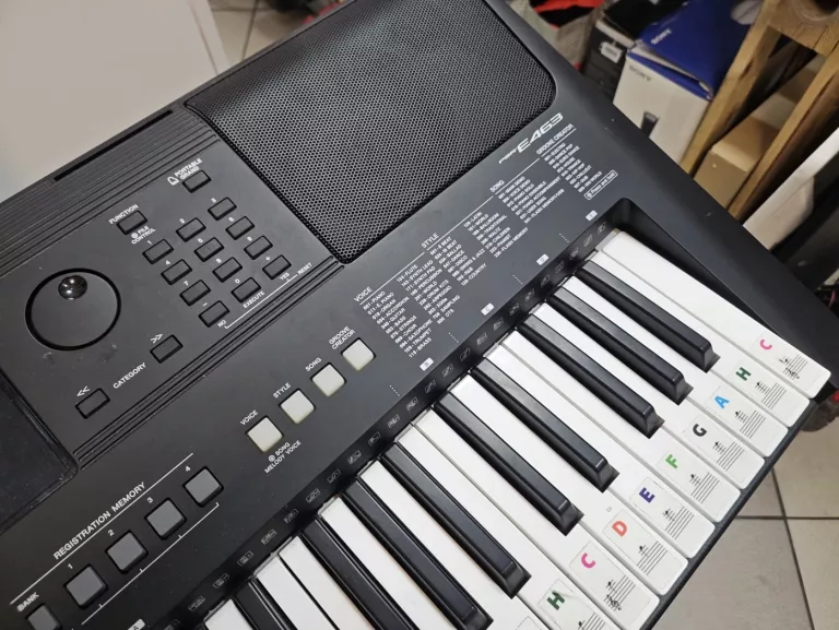 KEYBOARD YAMAHA PSR-E463 + PUDEŁKO + STOJAK + KRZESEŁKO/SIEDZISKO