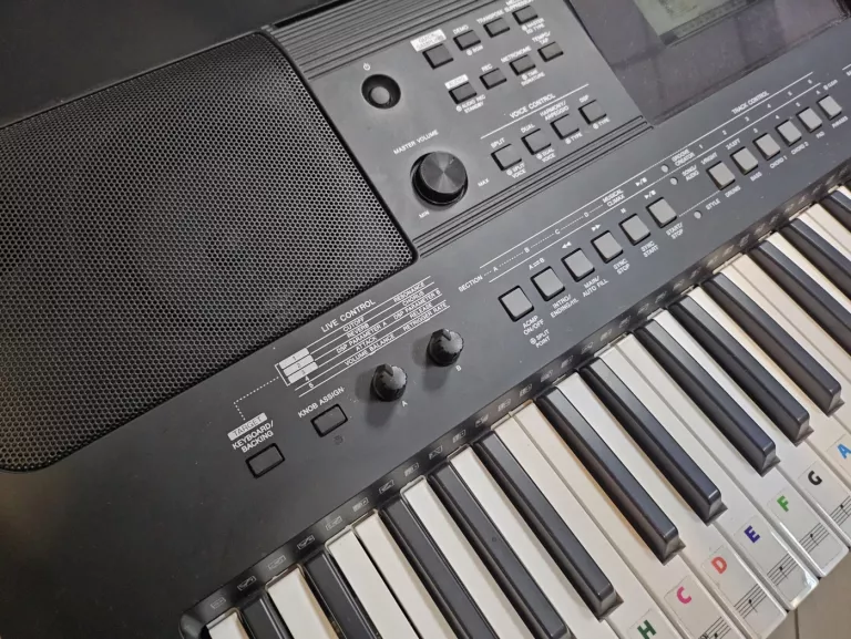 KEYBOARD YAMAHA PSR-E463 + PUDEŁKO + STOJAK + KRZESEŁKO/SIEDZISKO