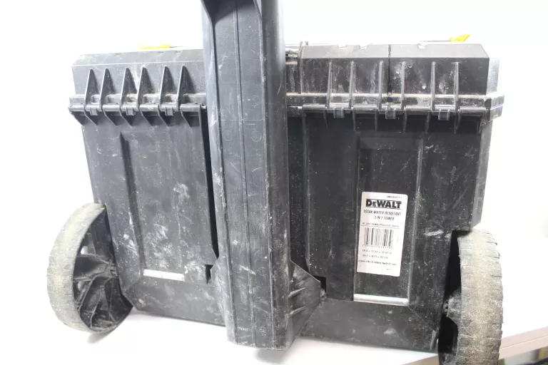 SKRZYNIA NARZĘDZIOWA Z KOŁAMI DEWALT