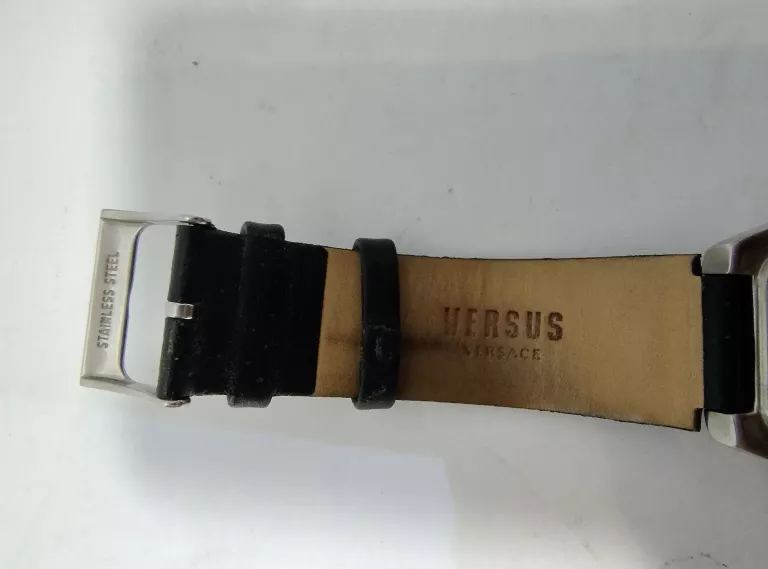 ZEGAREK VERSUS VERSACE  VSP391020