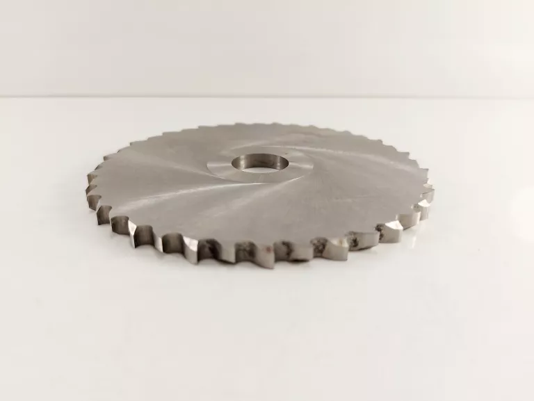 FREZ TARCZOWO-PIŁKOWY DO METALU 125X22X6,0 Z40 GLOBUS