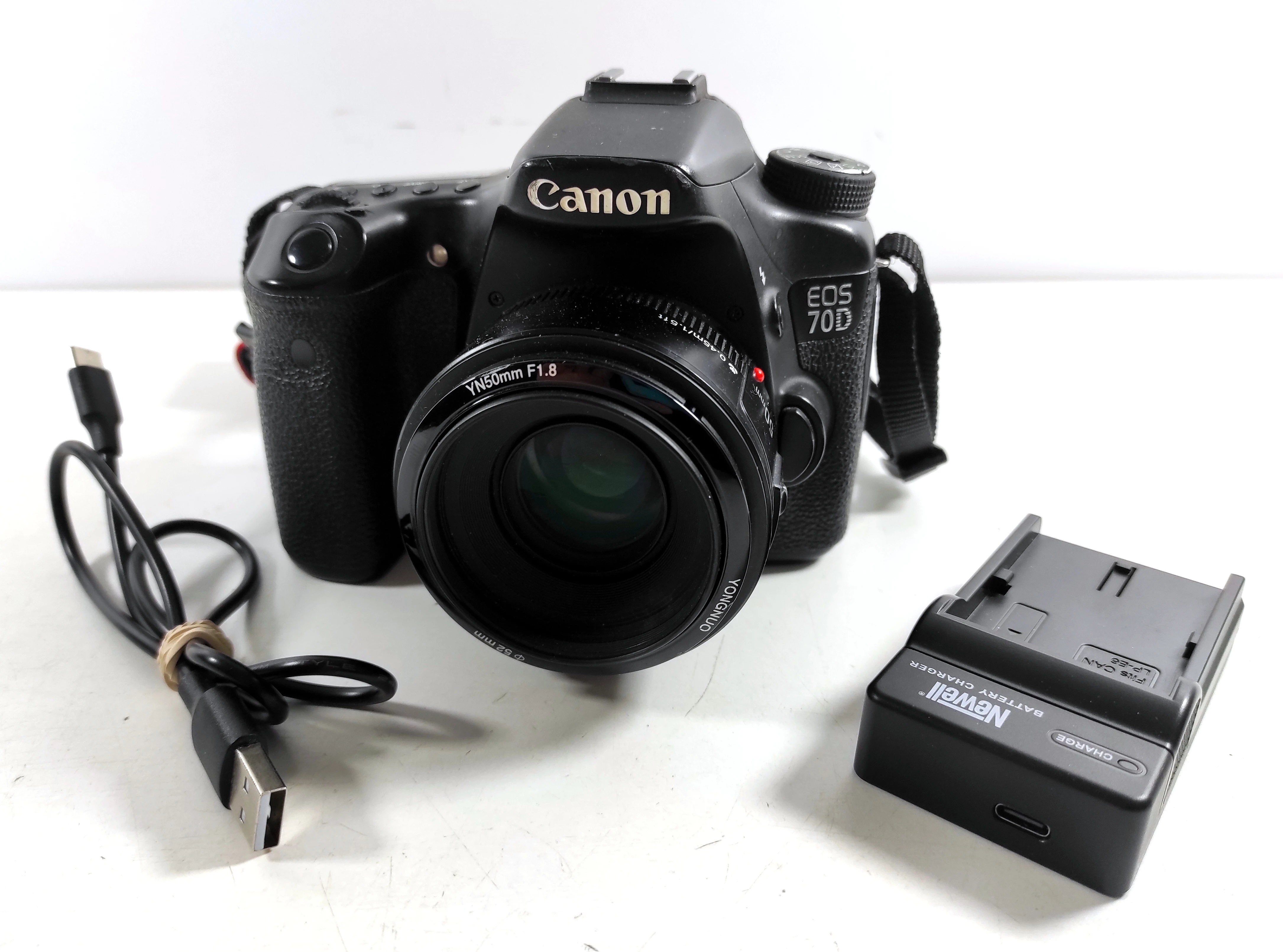 aparat-cyfrowy-canon-eos-70d-obiektyw-ladowarka-zamkowa-16-lubawa