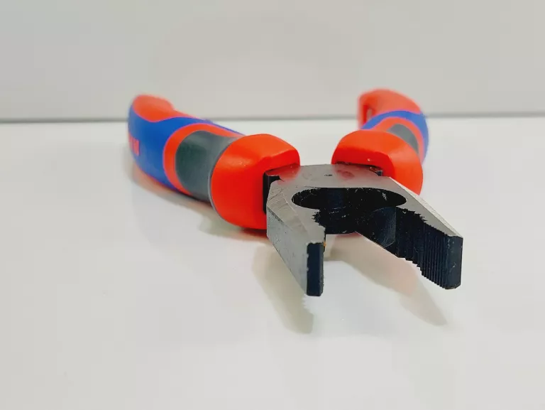 szczypce-knipex-03-02-160-ean-gtin-4003773040668