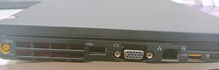 LAPTOP LENOVO THINKPAD X201I INTEL CORE I3 8RAM+ ŁADOWARKA+TORBA