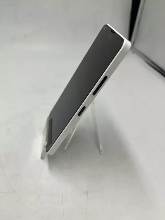 TELEFON NOKIA LUMIA 640 LTE