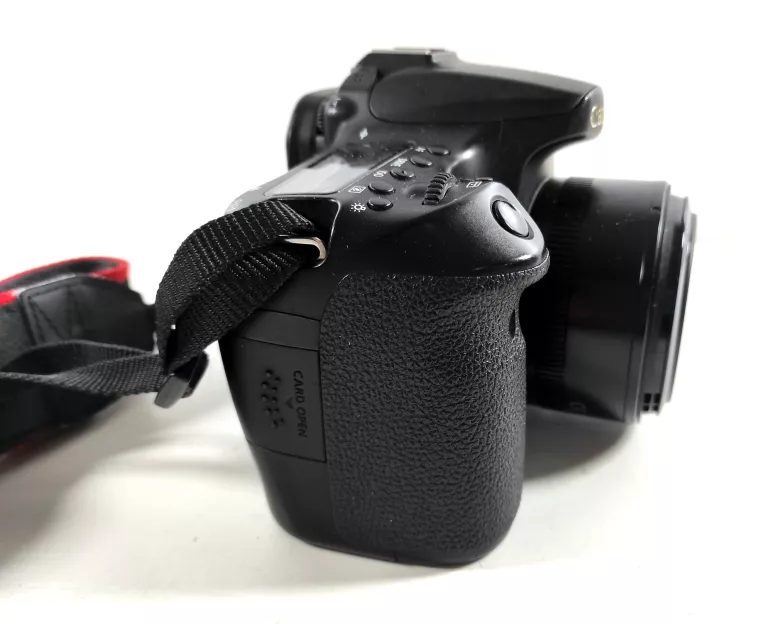 aparat-cyfrowy-canon-eos-70d-obiektyw-ladowarka-rozdzielczosc-2020