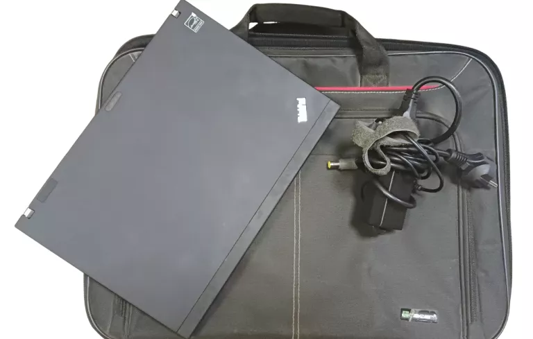 LAPTOP LENOVO THINKPAD X201I INTEL CORE I3 8RAM+ ŁADOWARKA+TORBA